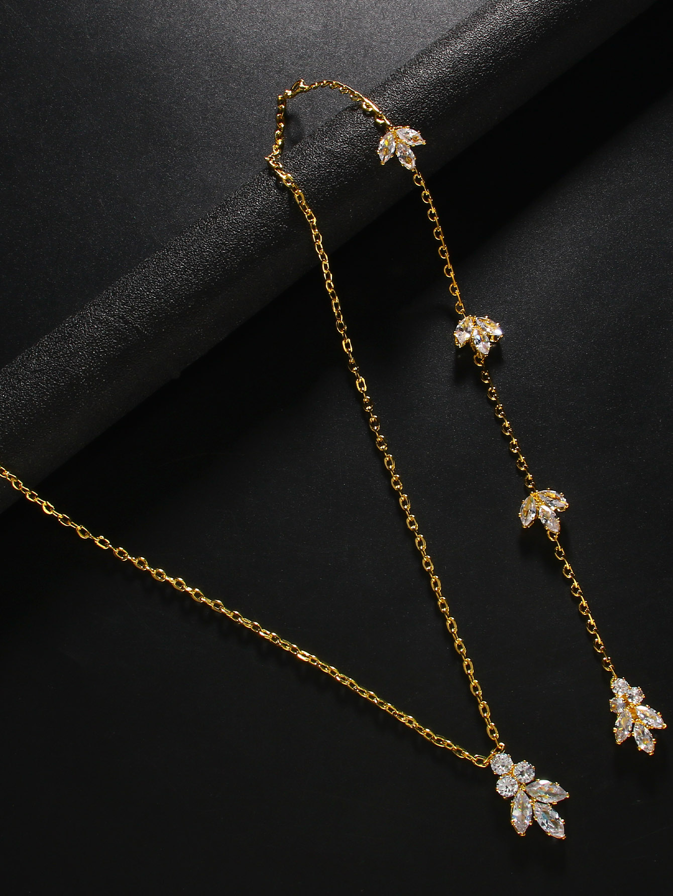 Back Chain Rhinestone Pendant  - Body Jewelry For Backless Dress ulasan dan harga