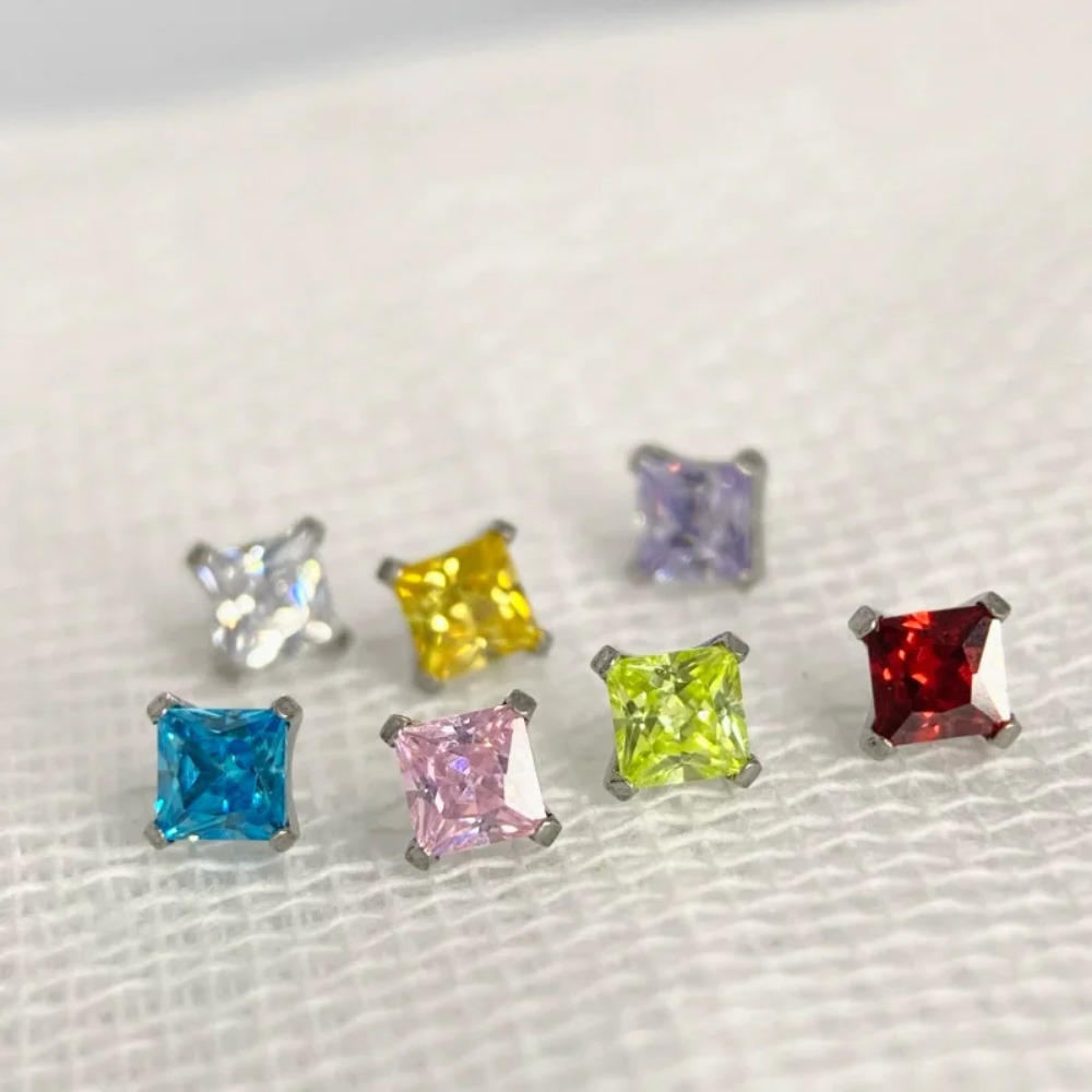 ASTM F136 Titanium Lip Piercin - Body Jewelry Lip Ring ulasan dan harga